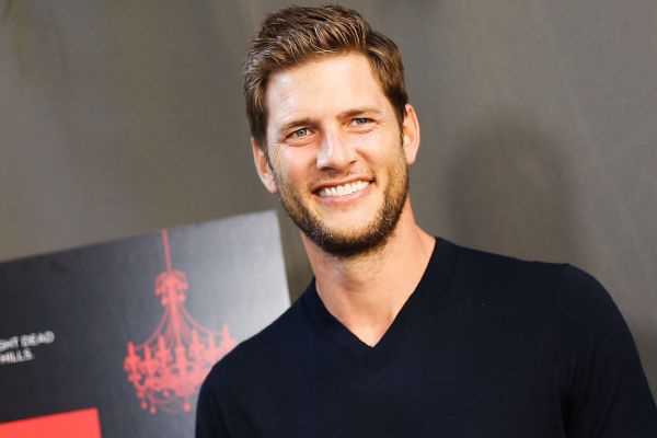 Know All About Ryan McPartlin Wife, Children, And Net Worth - Hollywood Zam