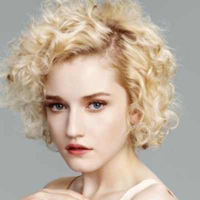 Julia Garner